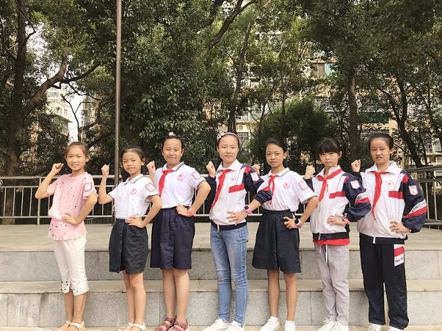 當(dāng)選大隊(duì)委員_副本.jpg 當(dāng)選大隊(duì)委員_副本.jpg