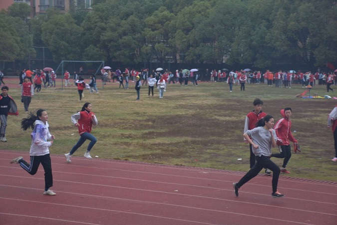 女子100米比賽.jpg 女子100米比賽.jpg