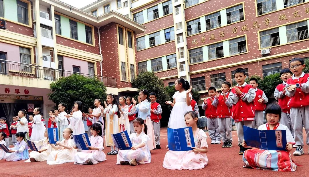 0adb92d782b098e7697bb36c94910cd3.jpg 0adb92d782b098e7697bb36c94910cd3.jpg