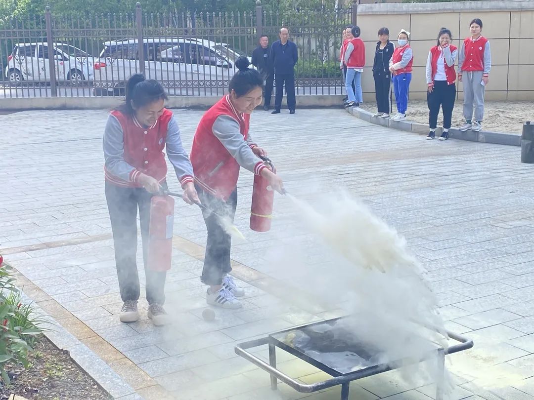 182d2415b0b554f9ca1a9988903e1d59.jpg 182d2415b0b554f9ca1a9988903e1d59.jpg