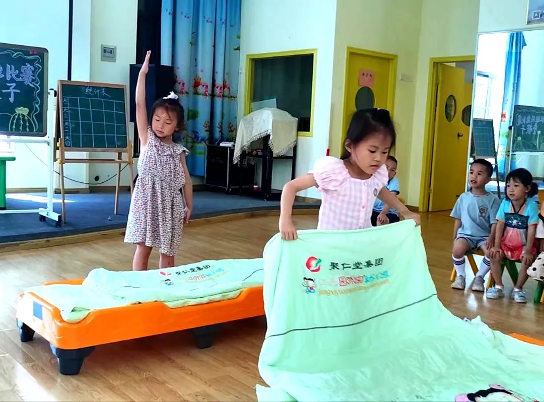 7da539e4ecac49ad71a0b59e7f9ed408.jpg 7da539e4ecac49ad71a0b59e7f9ed408.jpg